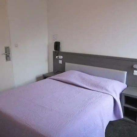 Hotel Aero 3*
