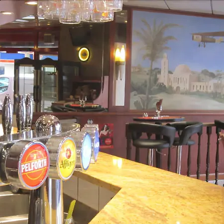 Aero Hotel Issy-les-Moulineaux
