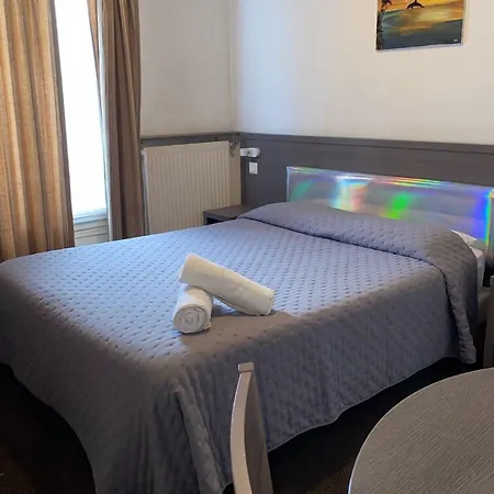 Aero Hotel