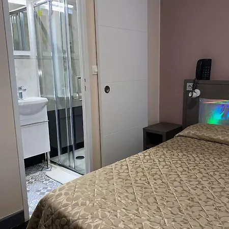 Aero Hotel