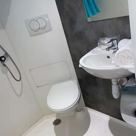 Aero Hotel